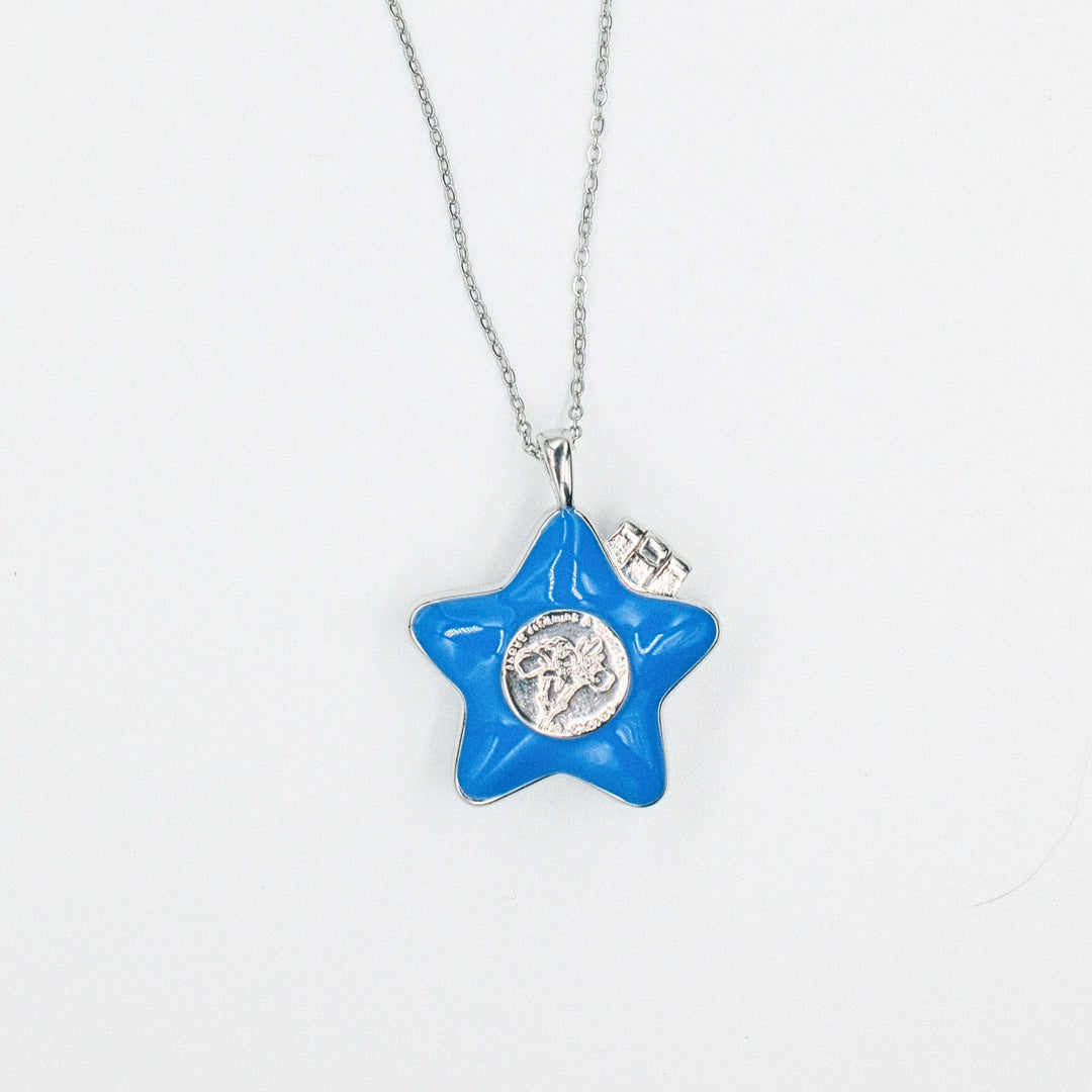 i love vitamins and minerals pill pendant