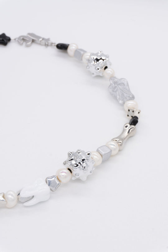 the sloane necklace