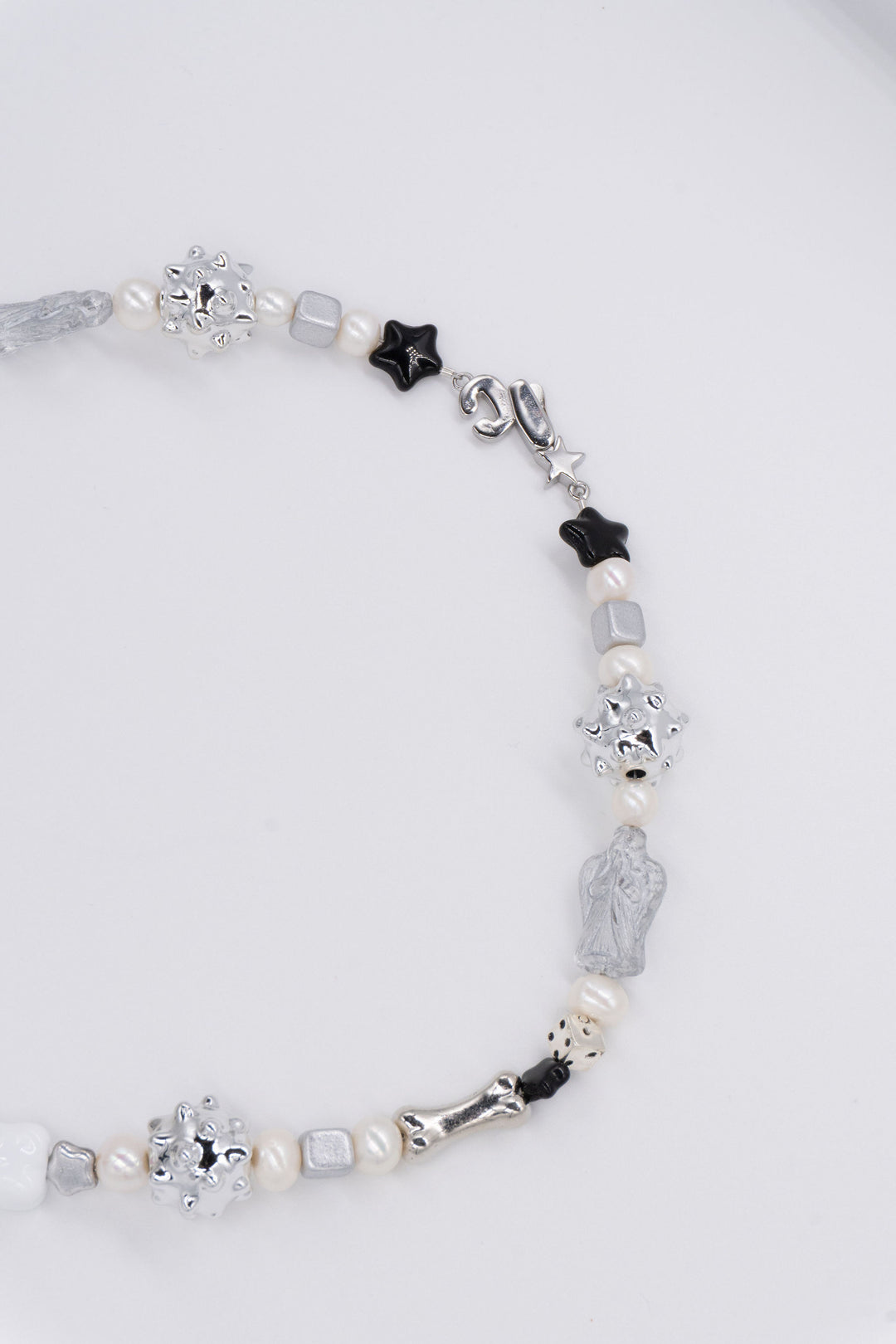 the sloane necklace