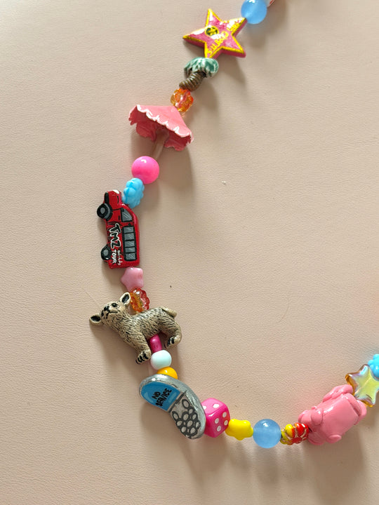 the la necklace