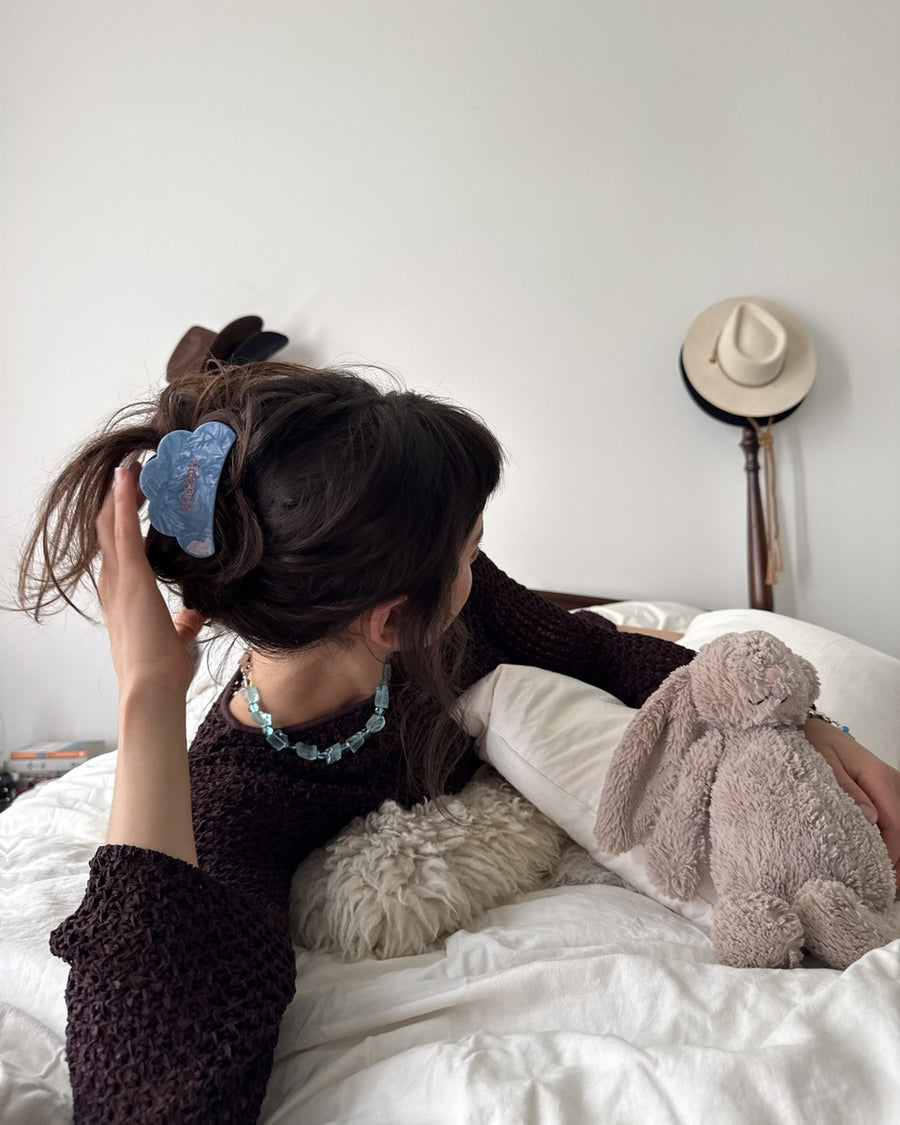 the sleepy hair claw