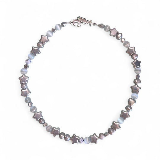 the hua necklace