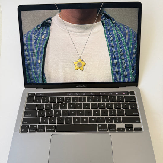 i love vitamins and minerals pill pendant
