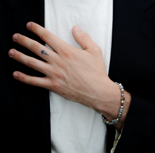 the hua bracelet