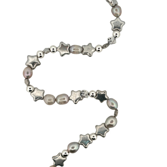 the hua necklace