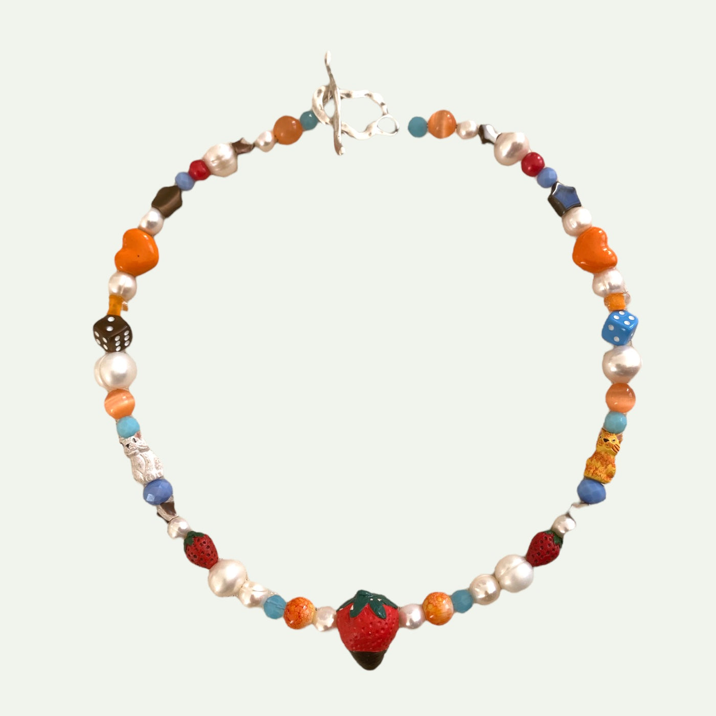 the emba necklace